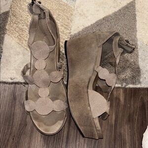 Sz 39 8.5/9 women's ANTELOPE suede wedge sandals Tan ankle strap Genuine Leather
